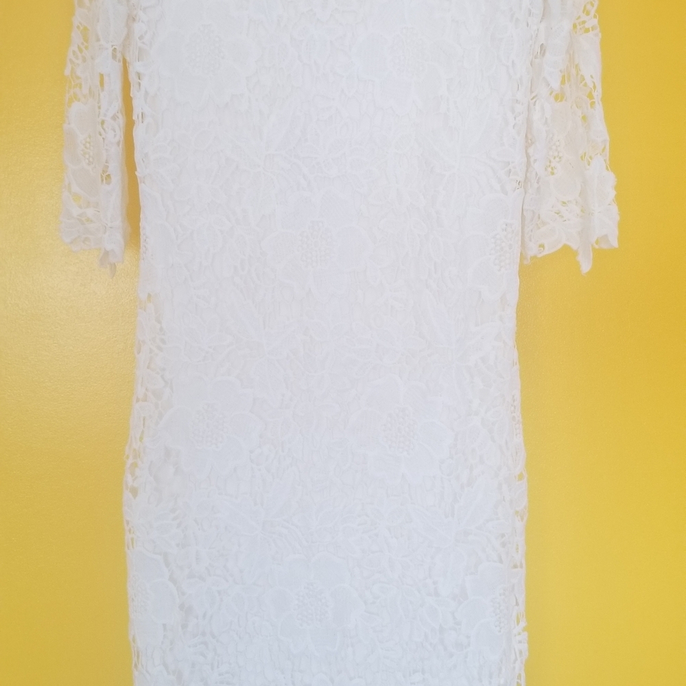 White lace dress - Picture 3 of 3